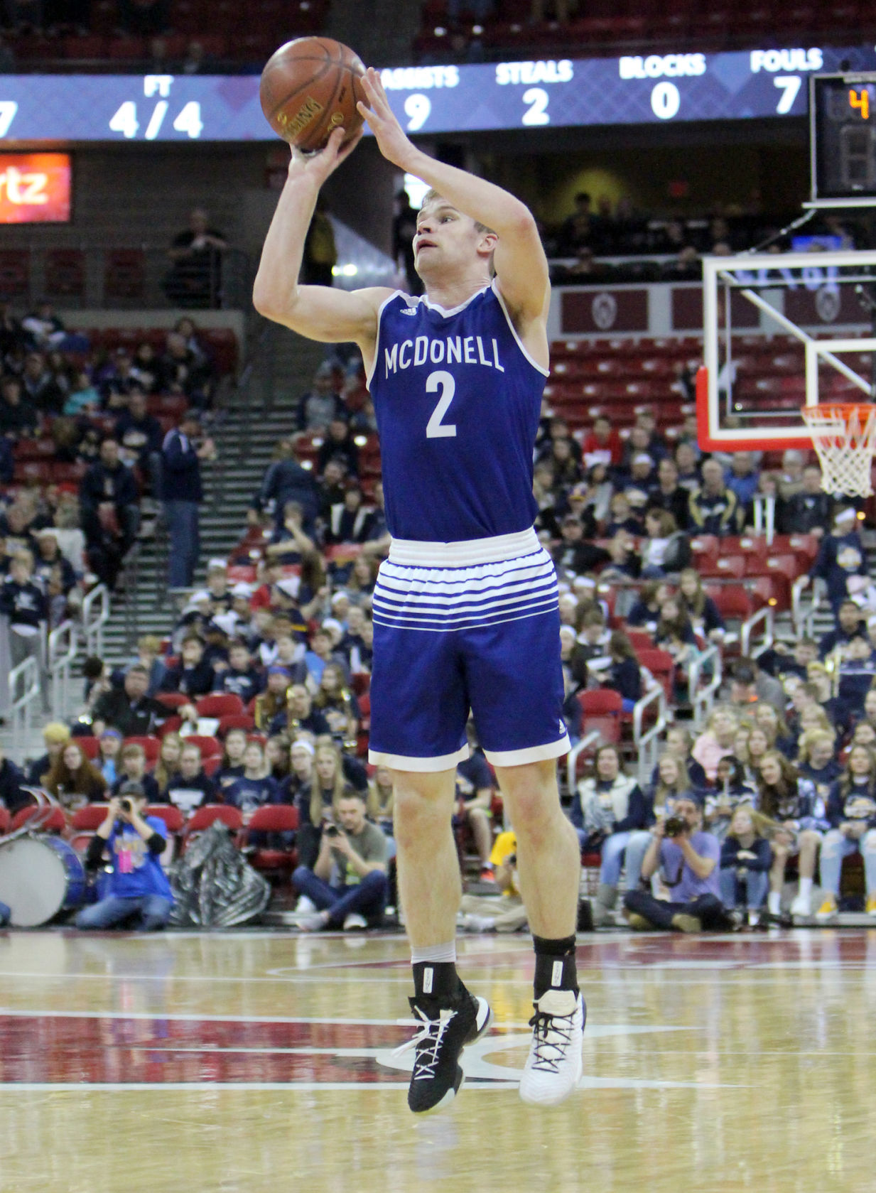 McDonell boys basketball vs Sheboygan Area Lutheran 3-15-19